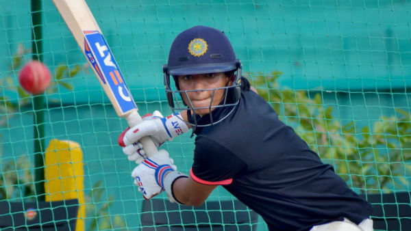 இந்த மகளிர் அணி 