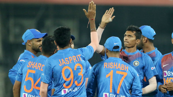 அணியில் இடம்