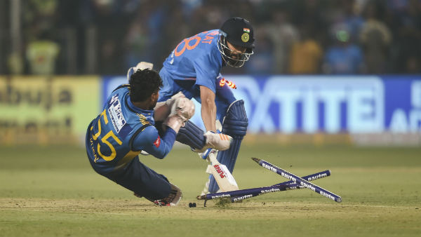 அரைசதம் கடந்தார்