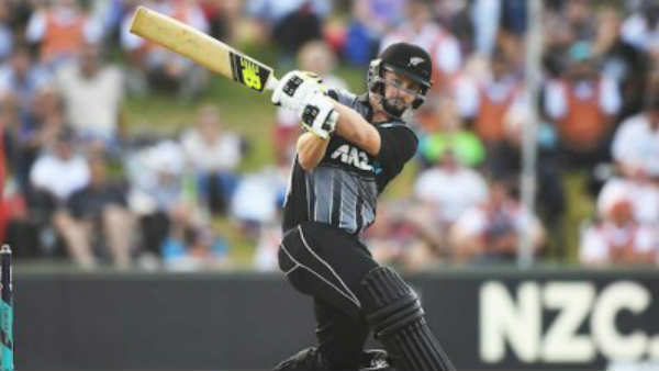 கோலின் மன்றோ அபாரம்