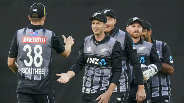 ஏமாற்றினார்