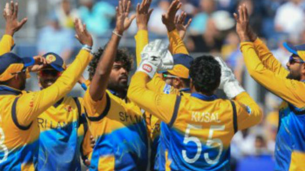 16 இலங்கை வீரர்கள் 