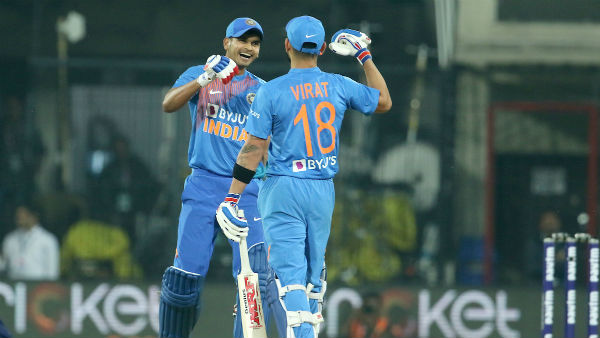 அசத்தல் ஜோடி