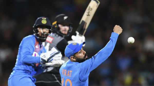 வில்லியம்சன் அபாரம் 