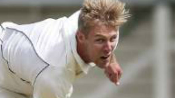 முதல் நியூசிலாந்து வீரர்