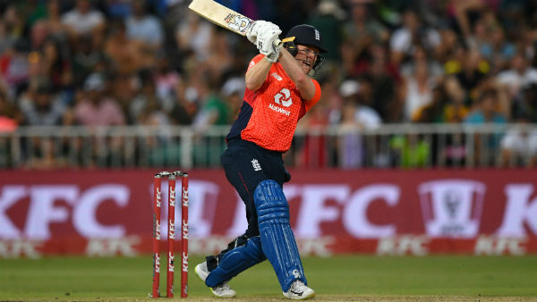 நான்கு வீரர்கள் அரைசதம்