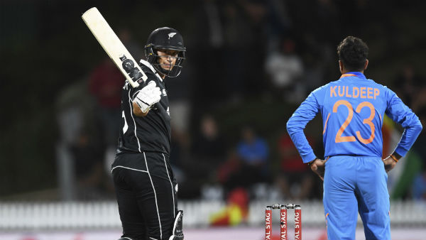 பீல்டிங் சொதப்பல்