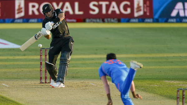 நியூசிலாந்து அதிரடி நியூசிலாந்து அதிரடி