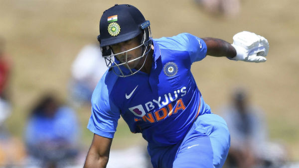 அதிரடி ஆட்டம்