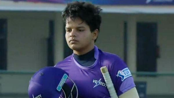 பந்துவீச்சு எப்படி?