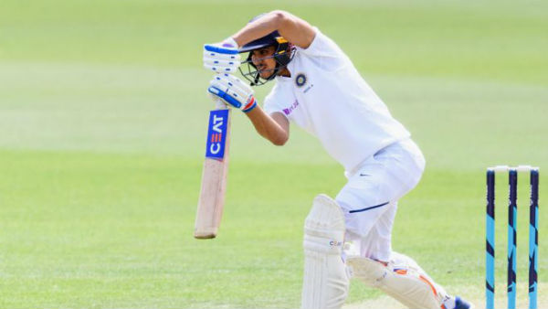 முதல் இன்னிங்சில் 562 ரன்கள் 