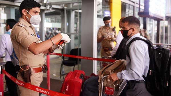 என்ன சொல்கிறார் 