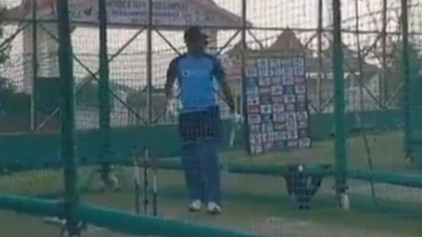 2 சதங்கள் விளாசல் 2 சதங்கள் விளாசல்