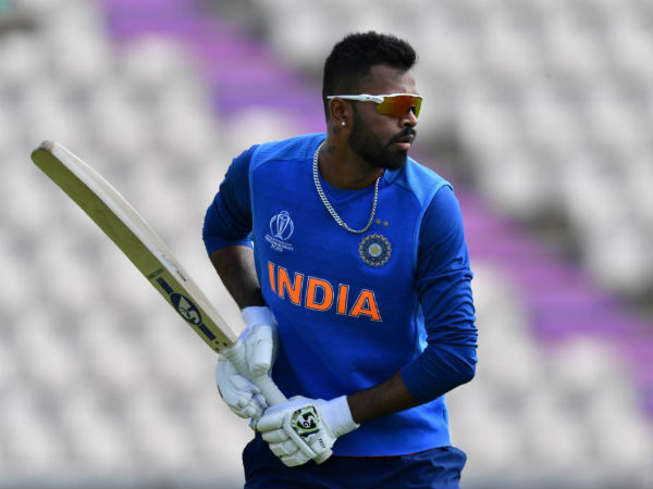 மீண்டு வந்த பண்டியா