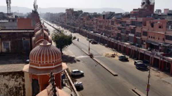 வெளியே சென்றேன்