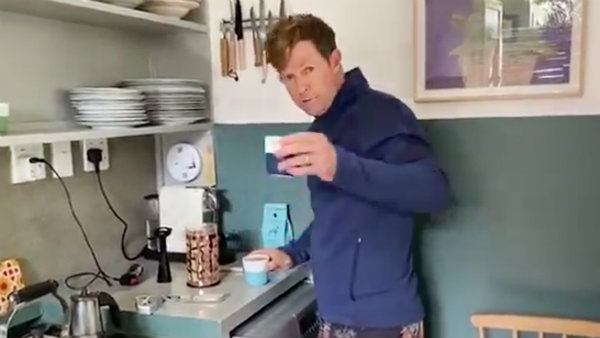 மும்பை இந்தியன்ஸ் அணியின் பீல்டிங் கோச் 