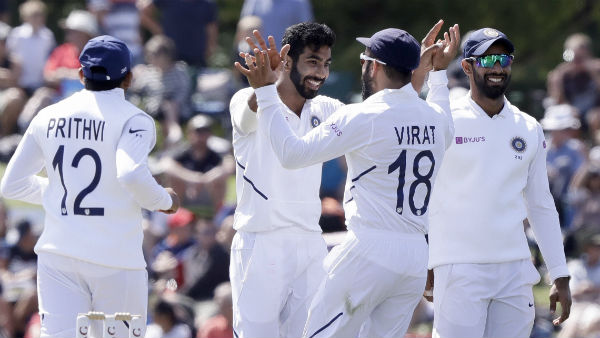 பீல்ட்-அவுட் என்று விமர்சனம் 