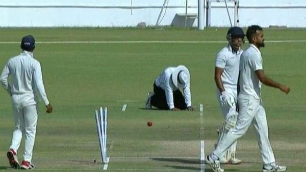 அனந்தபத்மநாபனே இரு முனை அம்பயர் 