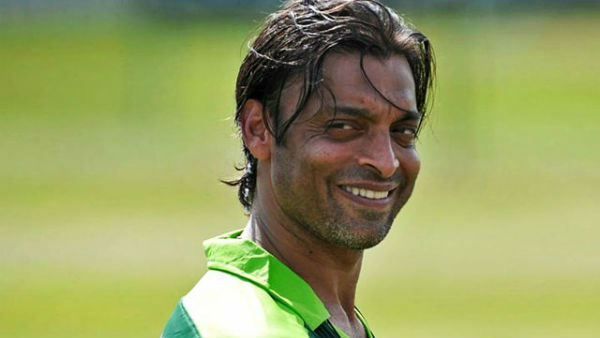 தனிமையில் இனிமை காண்போம் 