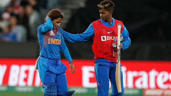 முக்கிய கேட்ச் மிஸ்ஸிங் 