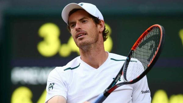 மகளின் மினி ஸ்கர்ட் 