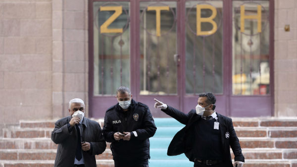 ஆஸ்திரேலியாவிலும் கொரோனா பாதிப்பு ஆஸ்திரேலியாவிலும் கொரோனா பாதிப்பு