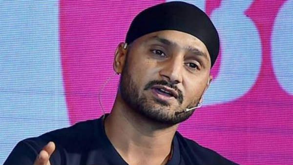 ஹர்பஜன் -ரோகித் சர்மா பேச்சு 