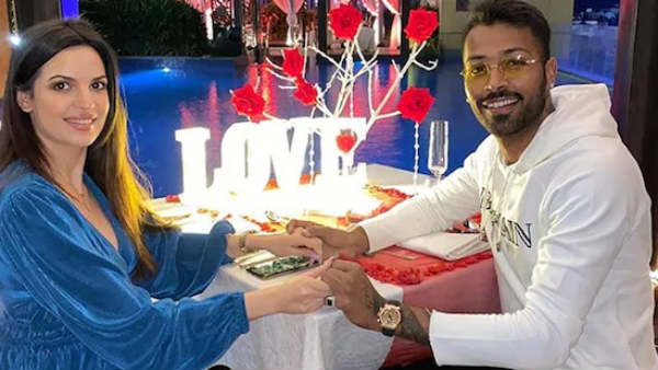 சாப்பிட தயாரான பாண்டியா 