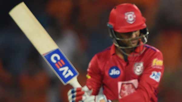 கேப்டனாக வந்தால்.. 