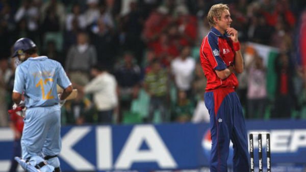 கம்பீர் - சேவாக் அபாரம்