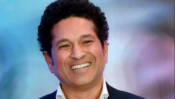 மன்னிப்பு கேட்டார்