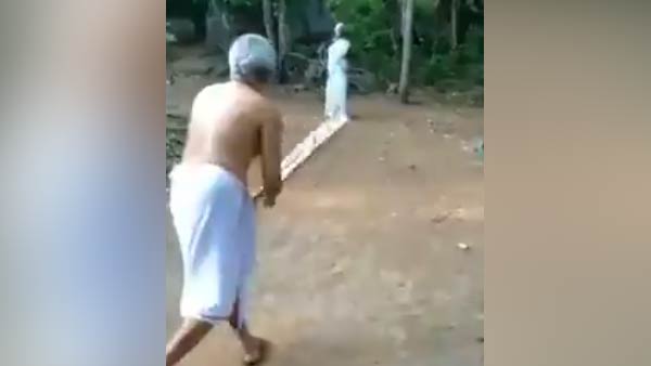 அம்மாவும் அப்பாவும் பின்னே மகன்களும் அம்மாவும் அப்பாவும் பின்னே மகன்களும்