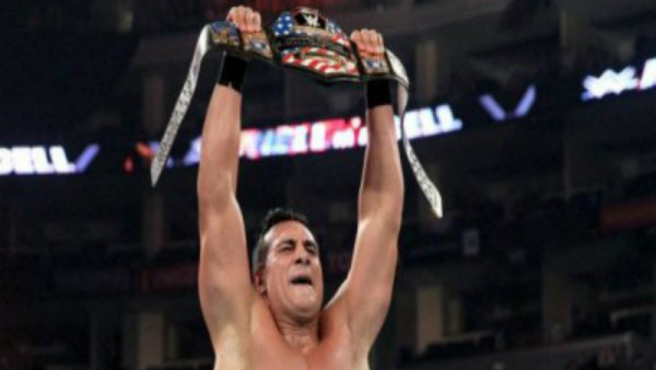 காயம் அடைந்தார் 