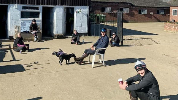 குதிரைக் கூட்டம் 