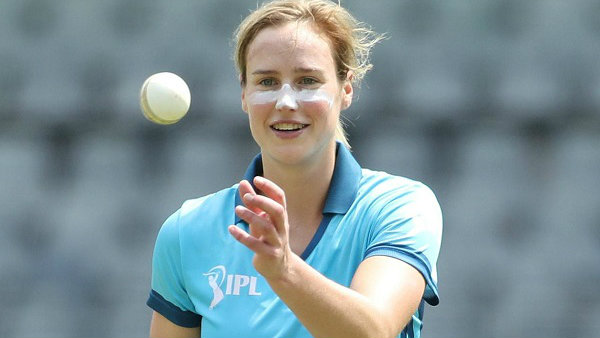 பெர்ரி ஒரு ஆல்-ரவுண்டர் 