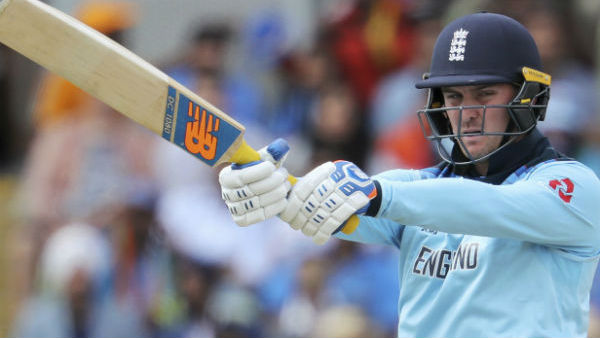 பந்து பறந்தால் நிசப்தம் 