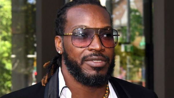 திறமைகளை வெளிப்படுத்தும் வீரர்கள் 