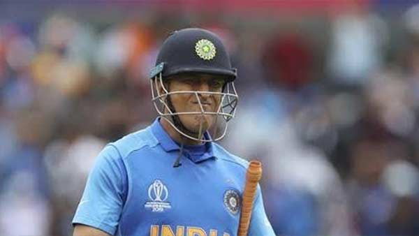 பயிற்சியாளர் தோனி?