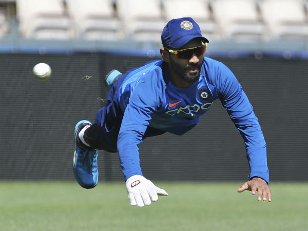 தினேஷ் கார்த்திக்