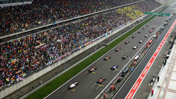 எட்டு பந்தயங்கள்