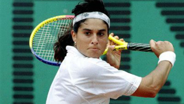 வெட்கப்பட்ட சபாடினி 