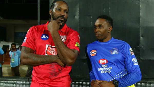 அன்பை பரிமாறுகிறோம்