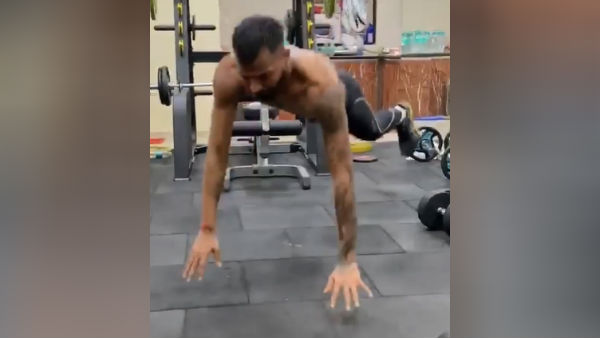 காமெடியாக இருக்கிறது 