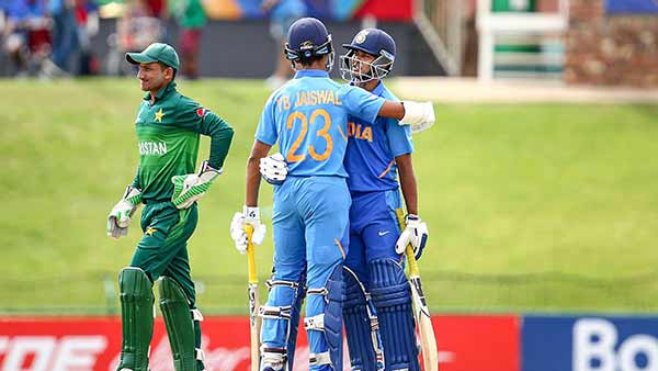 இந்தியாவிலா? ஆஸ்திரேலியாவிலா? 