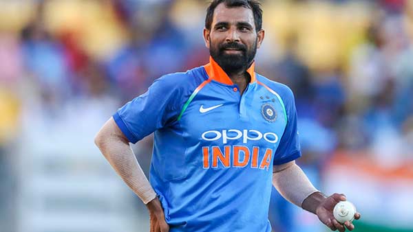 ஷமியின் சிறப்பான ஆட்டம் 