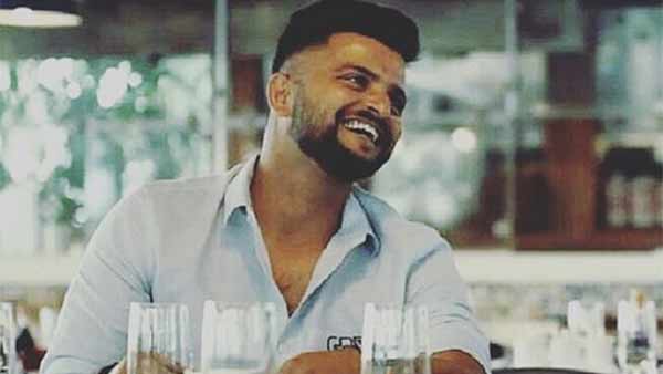 ரசிகர்கள் குஷி 