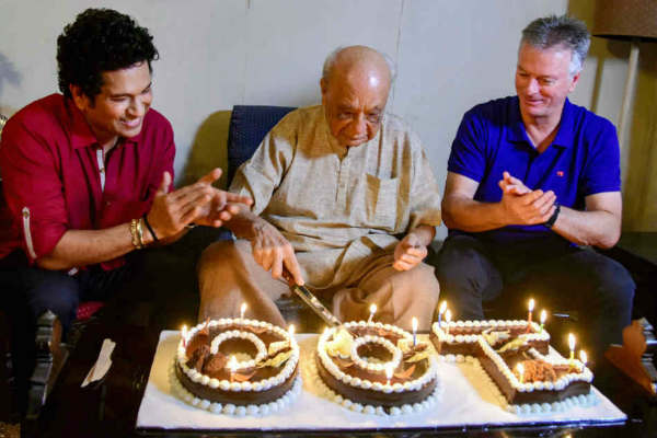 Vasant Raiji World’s oldest cricket player died 