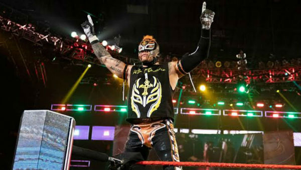 வெளியே சொல்லாமல்…