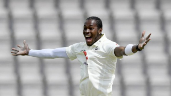 விக்கெட் வீழ்ச்சி