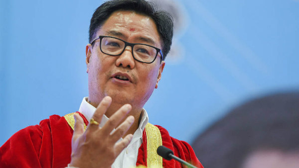 பாராளுமன்றத்தில் கூட.. பாராளுமன்றத்தில் கூட..